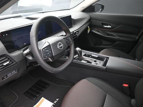 New 2026 Nissan Sentra SR w/ Floor Mat Package image 18