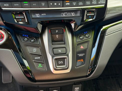 Used 2026 Honda Odyssey Elite image 27