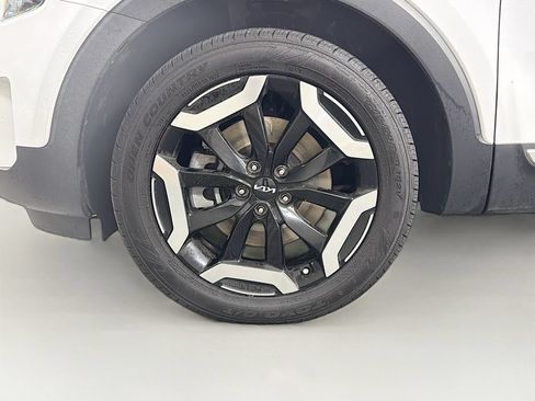 Used 2023 Kia Telluride S AWD/4WD image 32