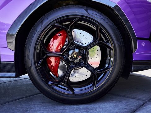 Used 2024 Lamborghini Urus Performante image 30