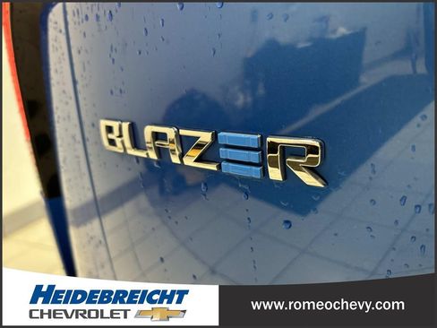 Used 2024 Chevrolet Blazer EV LT AWD/4WD image 38