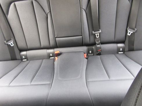 Used 2021 BMW 330i Sedan w/ Premium Package image 39