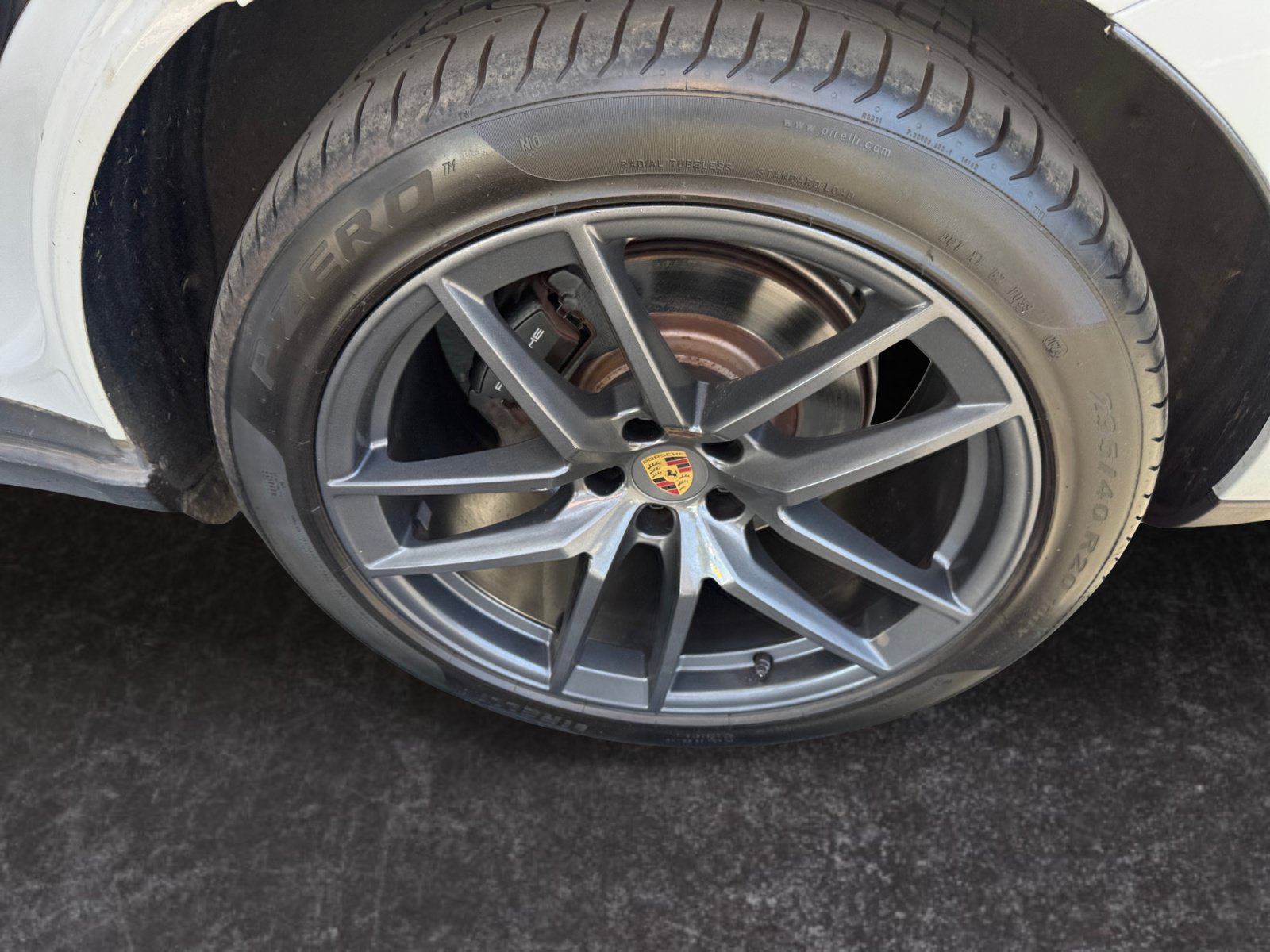 Used 2023 Porsche Macan AWD/4WD image 14