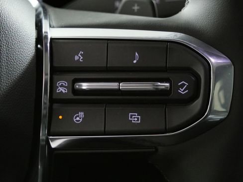 New 2026 GMC Yukon XL Denali w/ Denali Reserve Package image 19