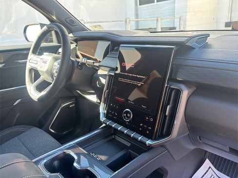 New 2026 GMC Acadia Elevation w/ LPO, Floor Liner Package image 17