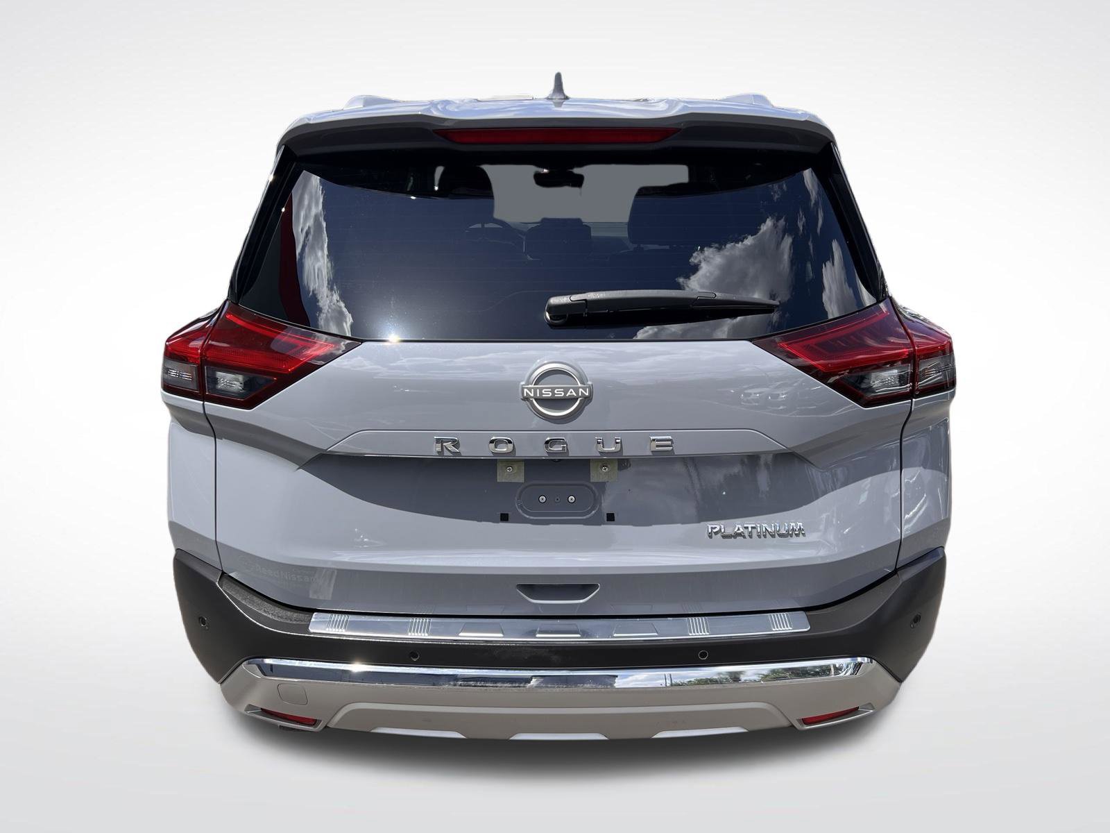Used 2023 Nissan Rogue Platinum w/ Platinum Premium Package FWD image 6