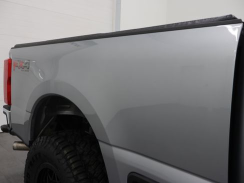 Used 2024 Ford F250 XLT w/ FX4 Off-Road Package AWD/4WD image 25