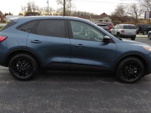 Certified 2020 Ford Escape SE Sport image 9