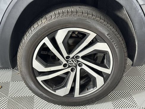 Used 2021 Volkswagen Atlas SEL Premium AWD/4WD image 10