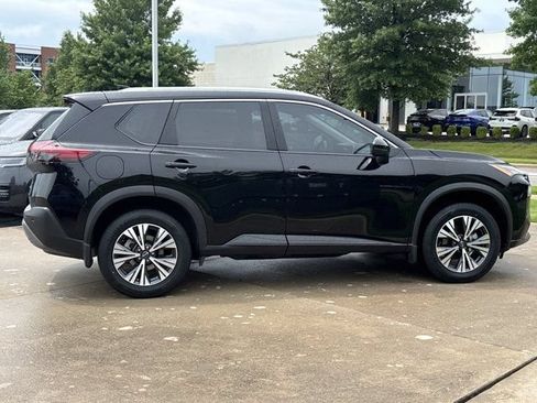 Used 2023 Nissan Rogue SV w/ SV Premium Package AWD/4WD image 2
