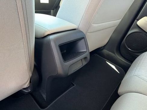 New 2027 Honda HR-V LX image 17