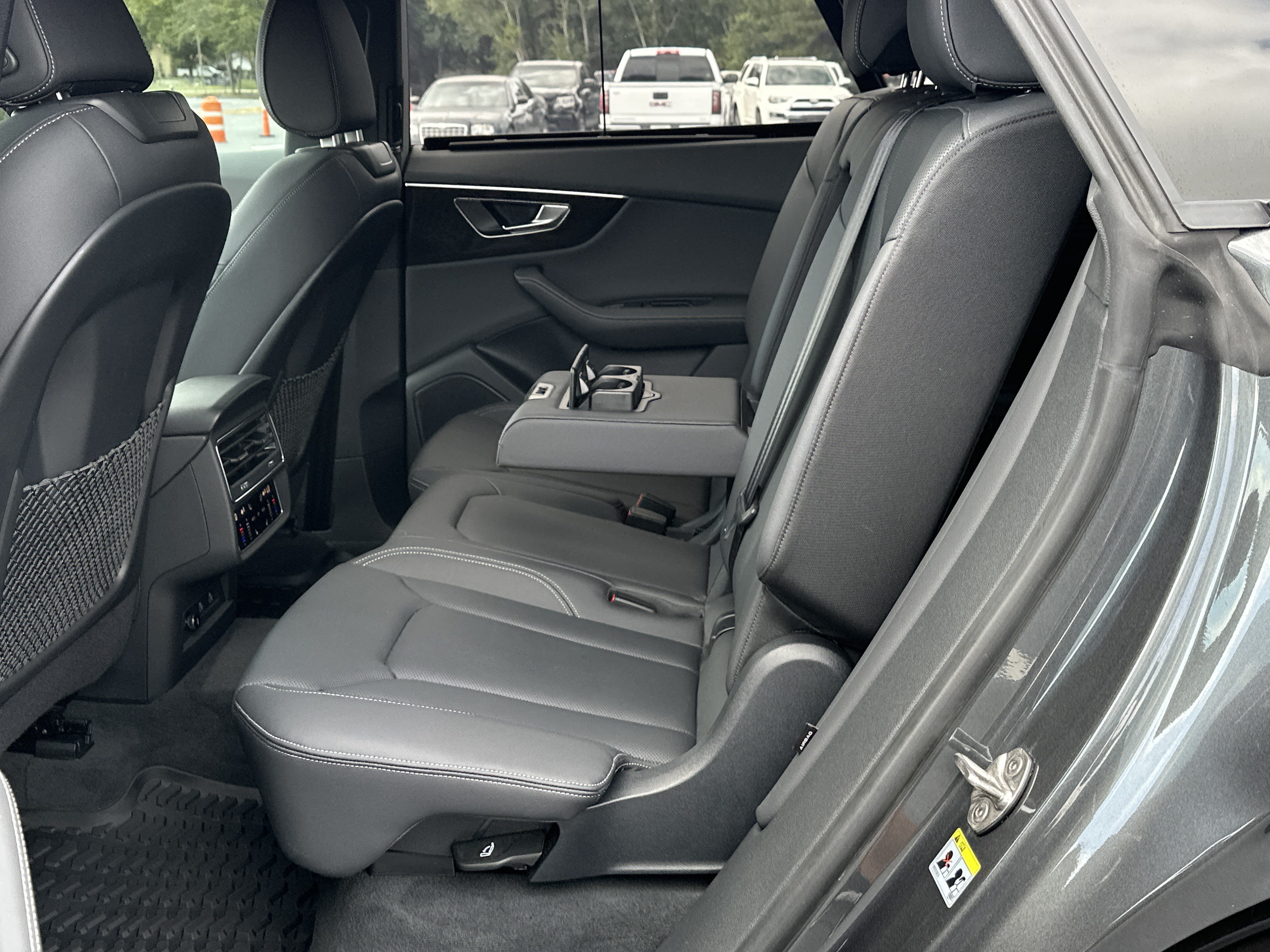 Used 2025 Audi Q8 Premium Plus AWD/4WD image 16