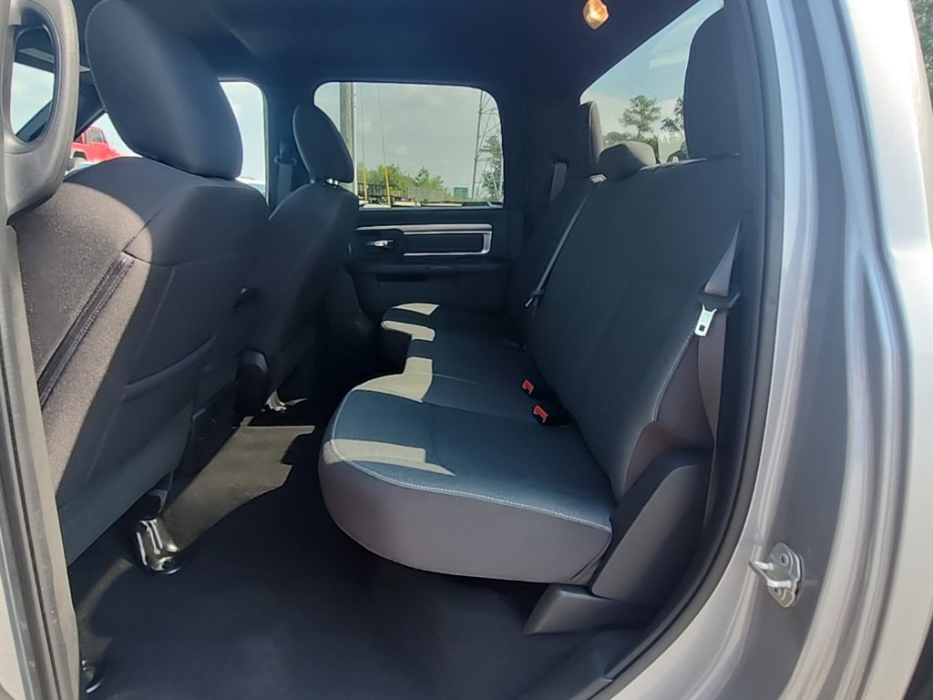 Used 2024 RAM 1500 Warlock AWD/4WD image 21