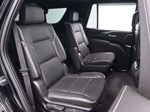 Used 2022 Cadillac Escalade Sport w/ Touring Package AWD/4WD image 22