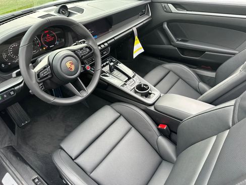 New 2026 Porsche 911 Carrera 4S AWD/4WD image 4