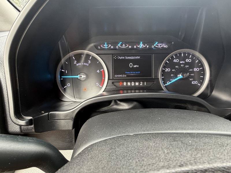 Used 2019 Ford F250 XLT w/ Snow Plow Prep Package AWD/4WD image 17