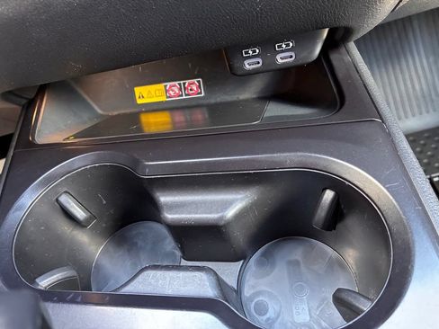 Used 2023 Lexus UX 250h AWD w/ Accessory Package (Z2) image 34