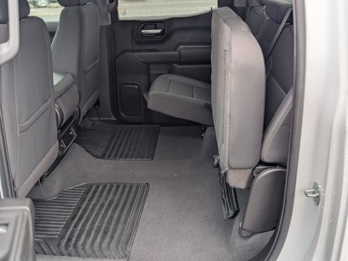 Used 2023 Chevrolet Silverado 1500 Custom image 31