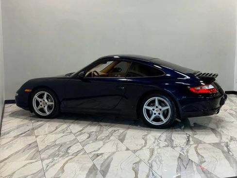 Used 2005 Porsche 911 Carrera RWD image 9