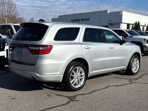 Used 2023 Dodge Durango GT image 2