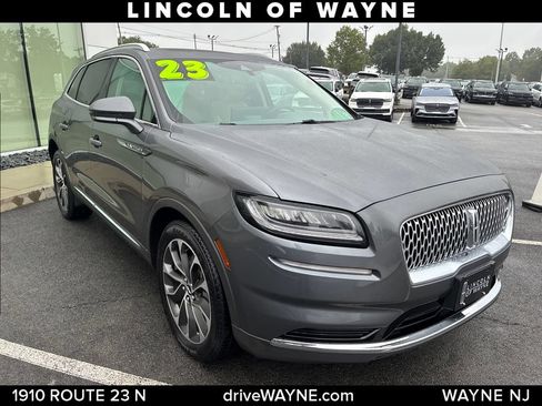 Used 2023 Lincoln Nautilus Reserve AWD/4WD image 10