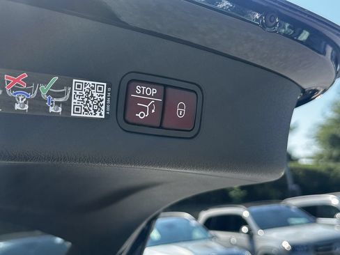 Certified 2026 Mercedes-Benz GLC 300 image 22