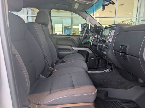 Used 2017 Chevrolet Silverado 2500 LT w/ LT Convenience Package image 32