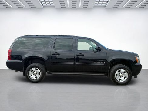Used 2014 Chevrolet Suburban LT AWD/4WD image 3