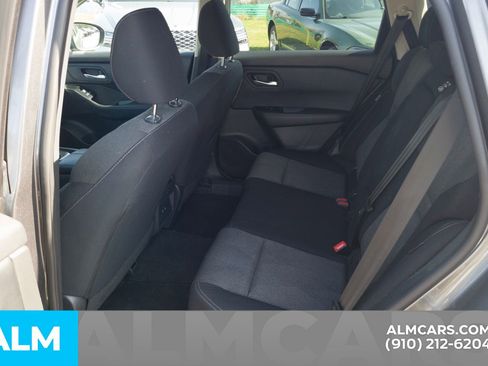 Used 2025 Nissan Rogue SV image 19