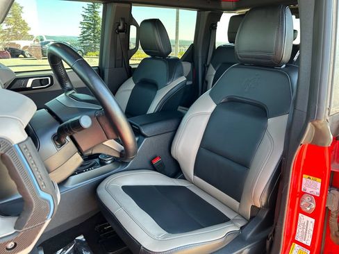 Used 2023 Ford Bronco Wildtrak AWD/4WD image 15