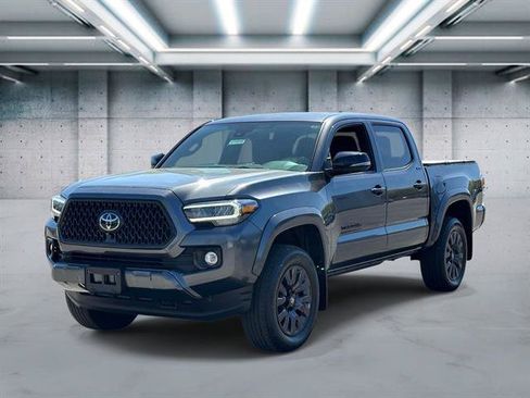 Used 2023 Toyota Tacoma Limited w/ Nightshade Package AWD/4WD image 22