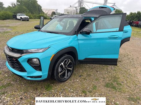 Used 2022 Chevrolet TrailBlazer RS w/ Sun and Liftgate Package AWD/4WD image 27