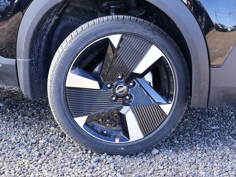 New 2026 Nissan Kicks SR image 16