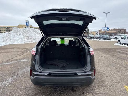 Certified 2021 Ford Edge SE image 38