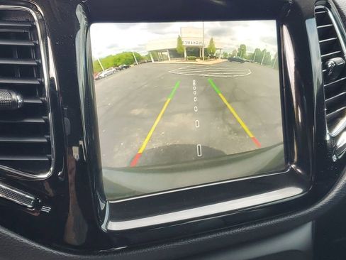 Used 2021 Jeep Compass Limited FWD image 20