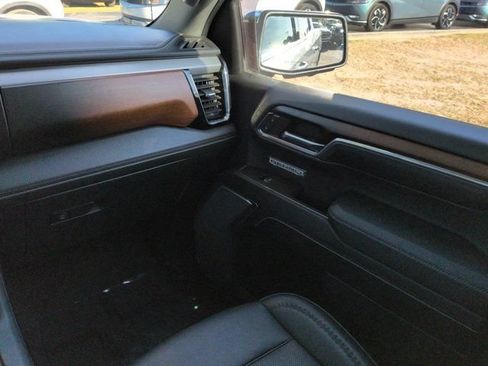 Used 2024 GMC Sierra 1500 Denali w/ Denali Reserve Package AWD/4WD image 16