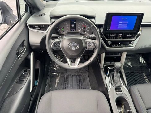 Certified 2025 Toyota Corolla Cross AWD Hybrid image 18