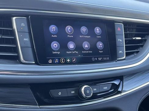 Used 2023 Buick Enclave Essence w/ Sport Touring Edition AWD/4WD image 20