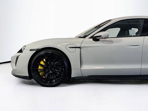 Used 2021 Porsche Taycan Turbo AWD/4WD image 28