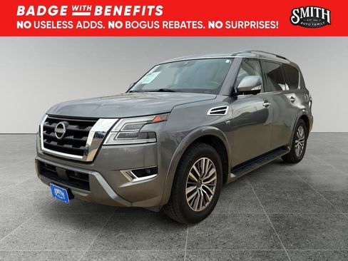 Used 2021 Nissan Armada SL w/ Captain's Chairs Package image 4