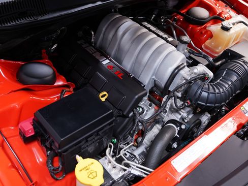 Used 2008 Dodge Challenger SRT8 image 29