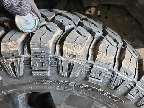 Used 2022 Ford F150 Lariat w/ Equipment Group 502A High image 25