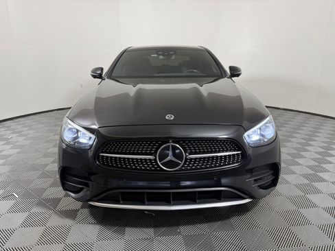 Used 2022 Mercedes-Benz E 450 4MATIC Sedan image 5