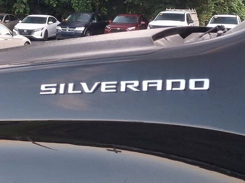 Used 2023 Chevrolet Silverado 1500 LT w/ Protection Package AWD/4WD image 8