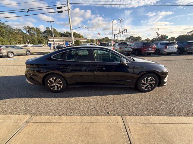 New 2026 Hyundai Sonata Blue FWD image 7