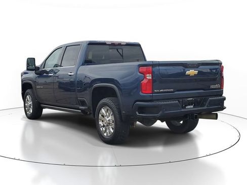 Certified 2023 Chevrolet Silverado 2500 High Country w/ Z71 Off-Road Package AWD/4WD image 3