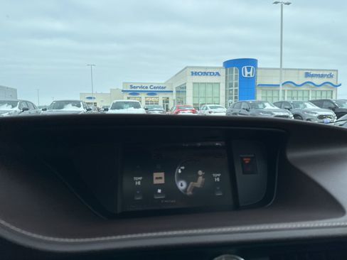 Used 2018 Lexus ES 350 w/ Navigation System Package image 56