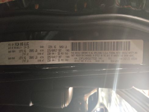 Used 2016 Jeep Cherokee Sport FWD image 33