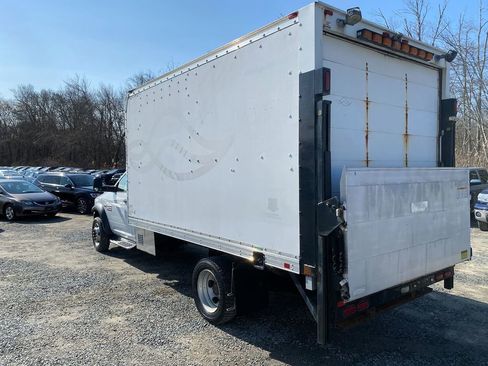 Used 2015 RAM 5500 Tradesman image 8