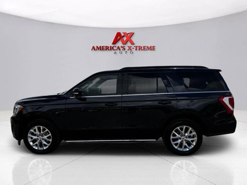 Used 2021 Ford Expedition XLT image 2
